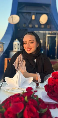 Hire Hasna Dakhil, an artist and beauty influencer with 32.2K Instagram followers and 13.7K TikTok followers